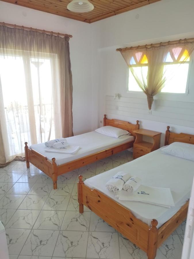 Villa Agia Aikaterini Amoudi Extérieur photo